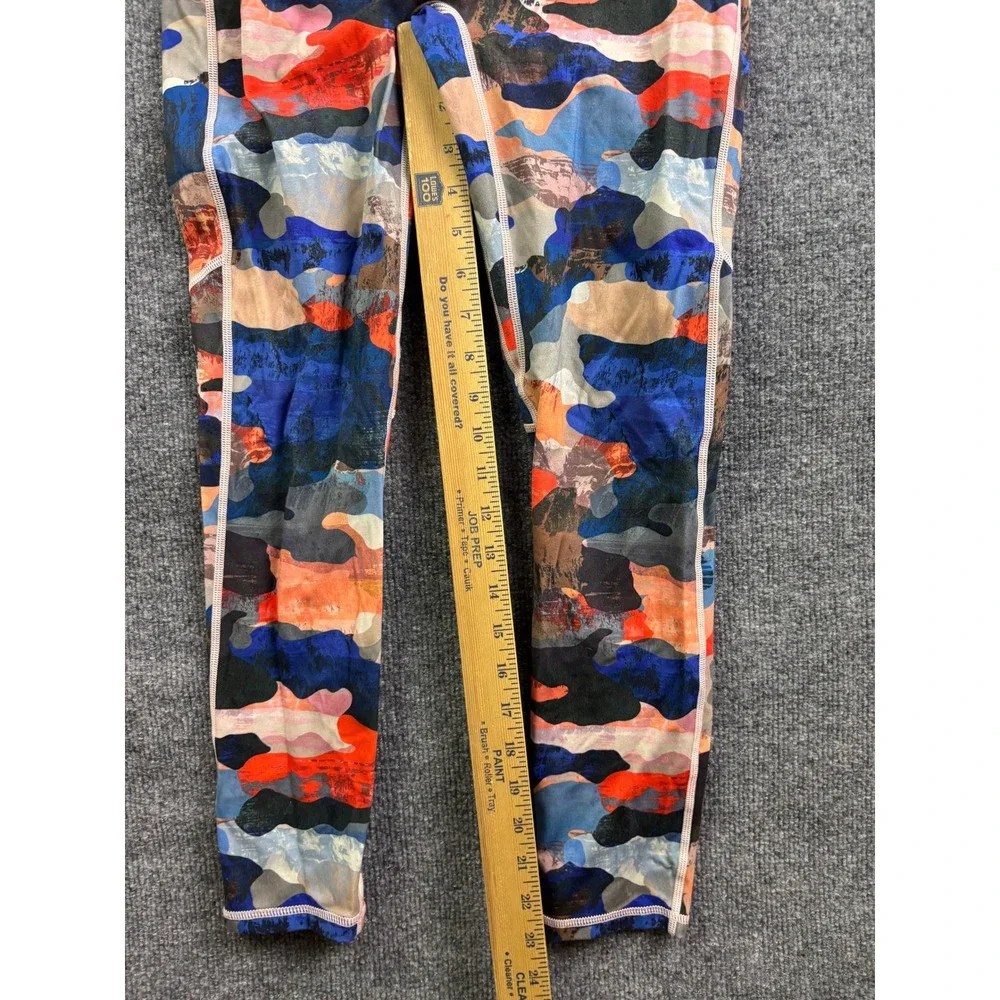 Fabletics 2 Piece Activewear Set Womens Small Multi Color‎ Abstract Camo Print